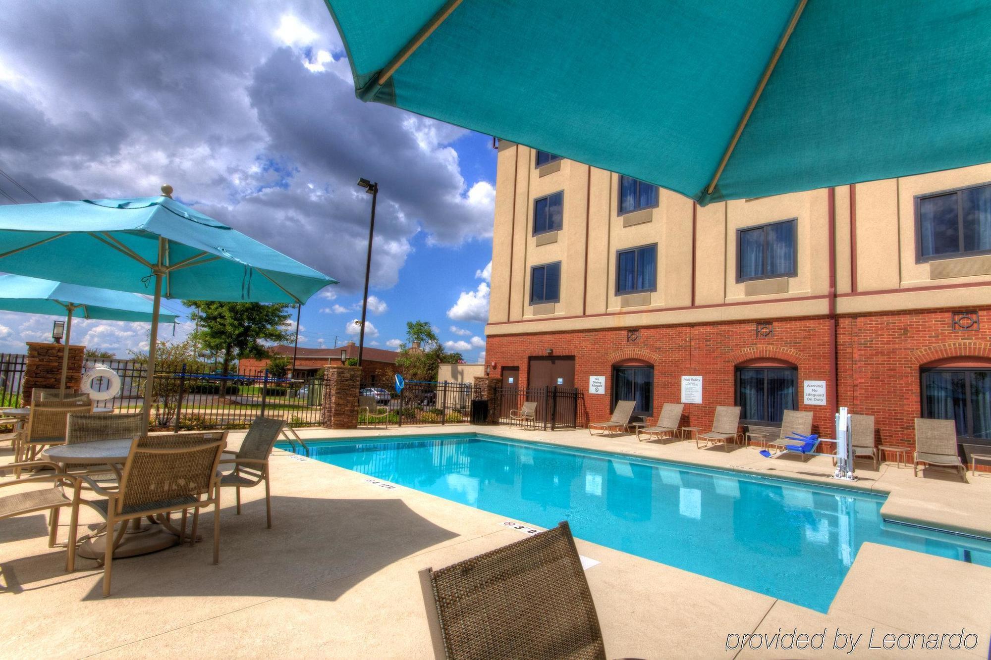 Holiday Inn Express Hotel & Suites Montgomery Boyd-Cooper Parkway By Ihg Екстериор снимка