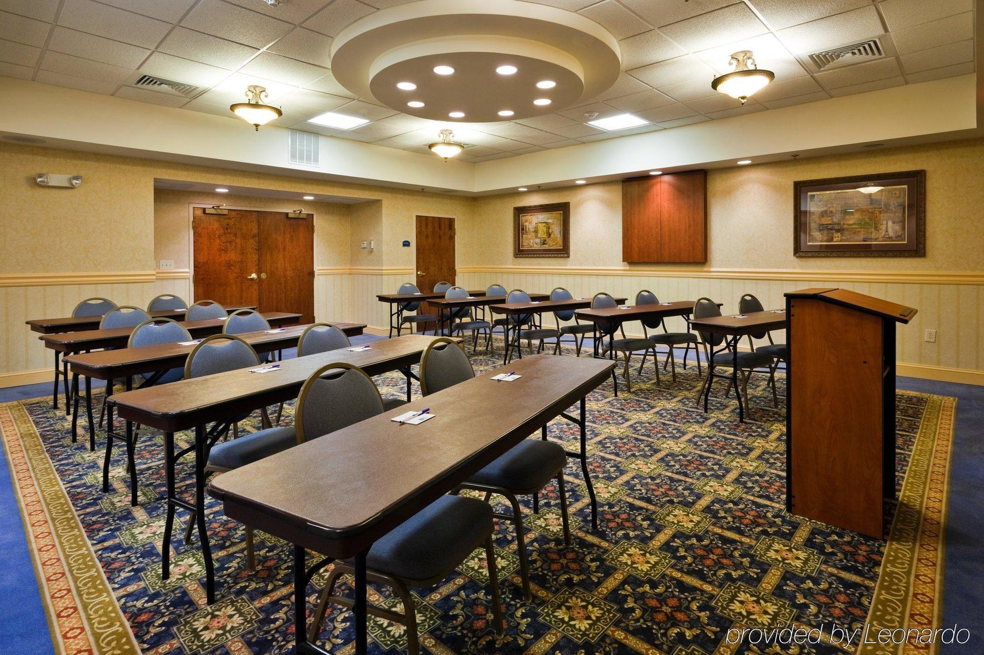 Holiday Inn Express Hotel & Suites Montgomery Boyd-Cooper Parkway By Ihg Съоръжения снимка