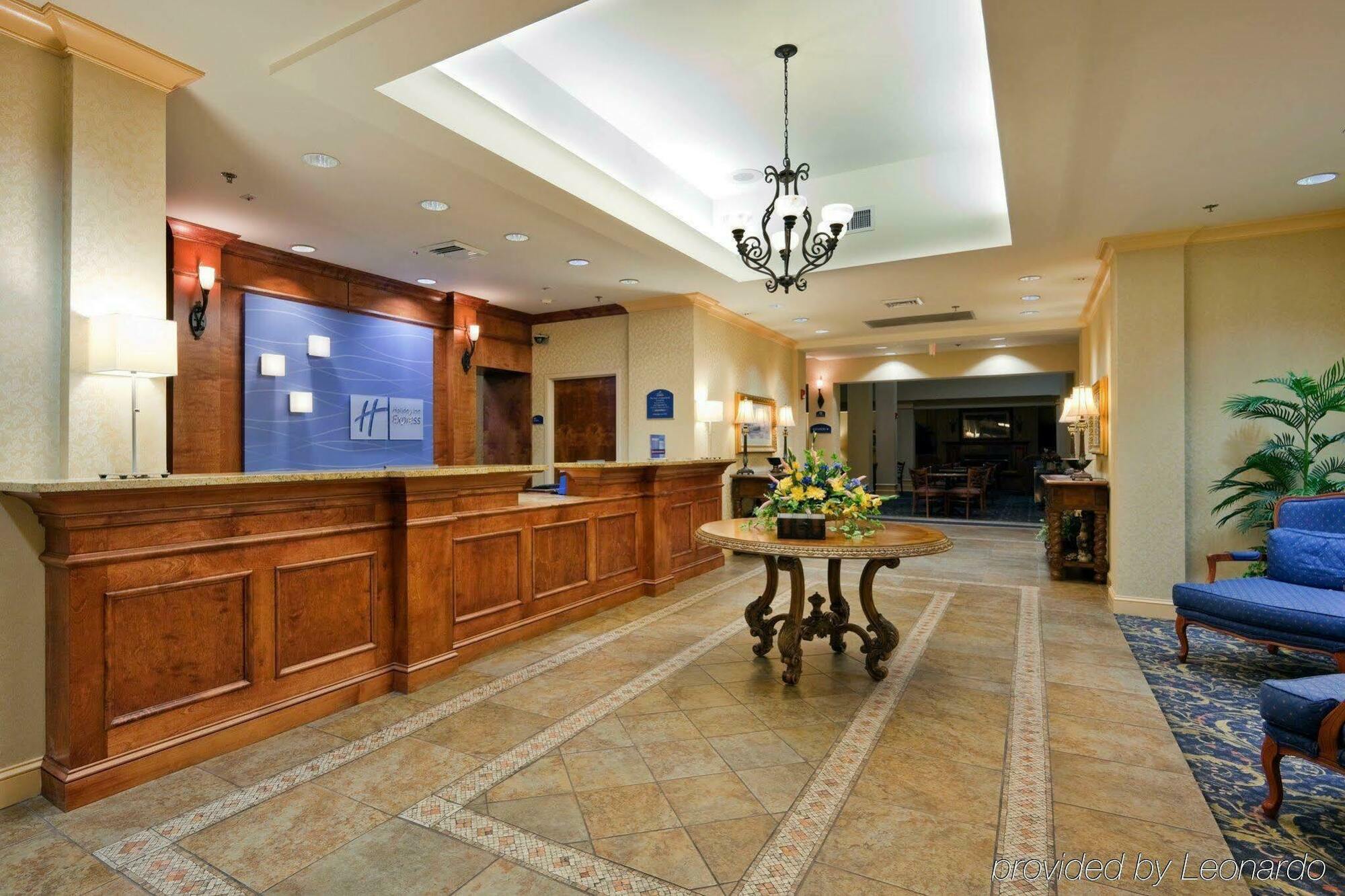 Holiday Inn Express Hotel & Suites Montgomery Boyd-Cooper Parkway By Ihg Интериор снимка