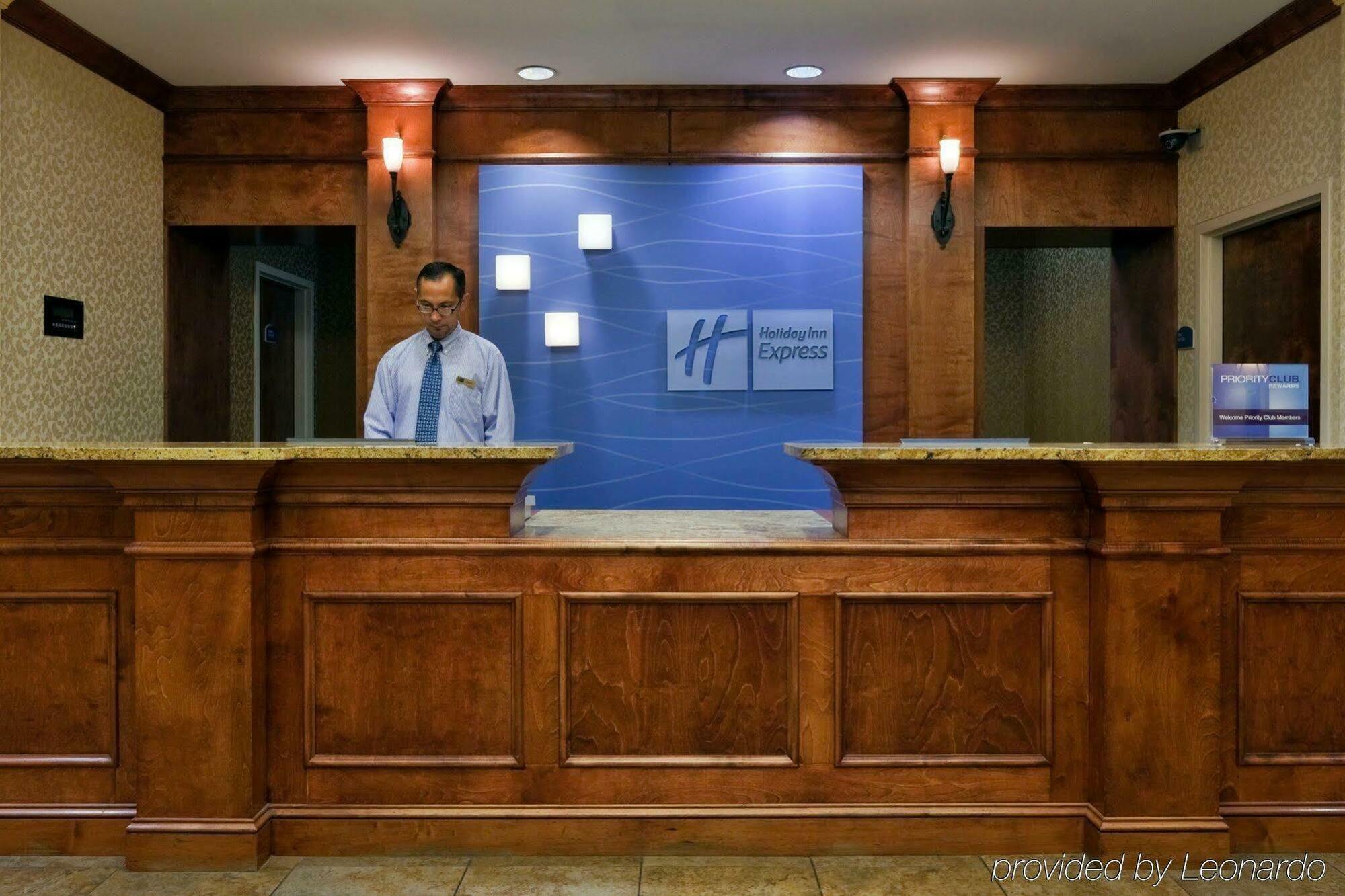 Holiday Inn Express Hotel & Suites Montgomery Boyd-Cooper Parkway By Ihg Интериор снимка