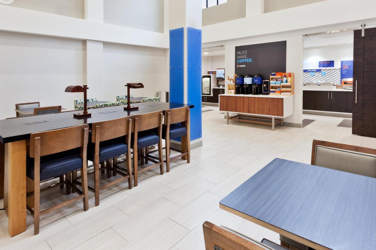 Holiday Inn Express Hotel & Suites Montgomery Boyd-Cooper Parkway By Ihg Екстериор снимка