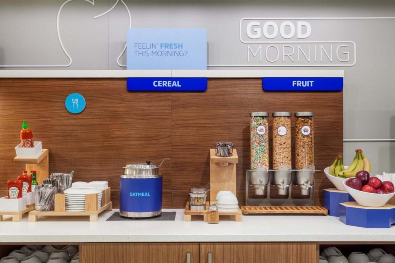 Holiday Inn Express Hotel & Suites Montgomery Boyd-Cooper Parkway By Ihg Екстериор снимка